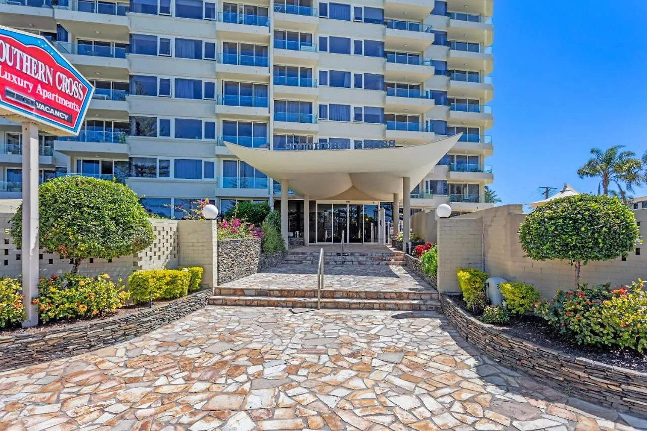 Southern Cross Beachfront Holiday Apartments Gold Coast 4*,