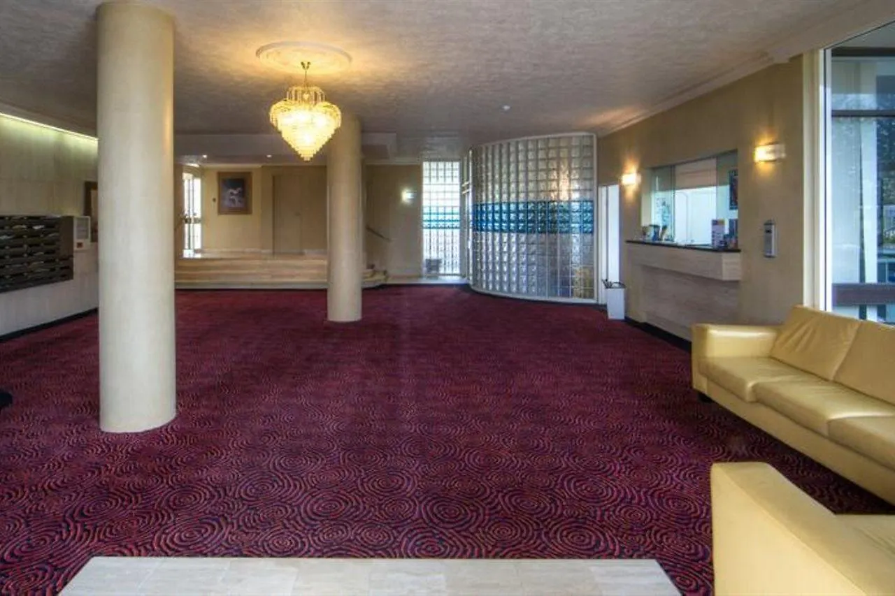 Aparthotel Southern Cross Beachfront Holiday Apartments Gold Coast