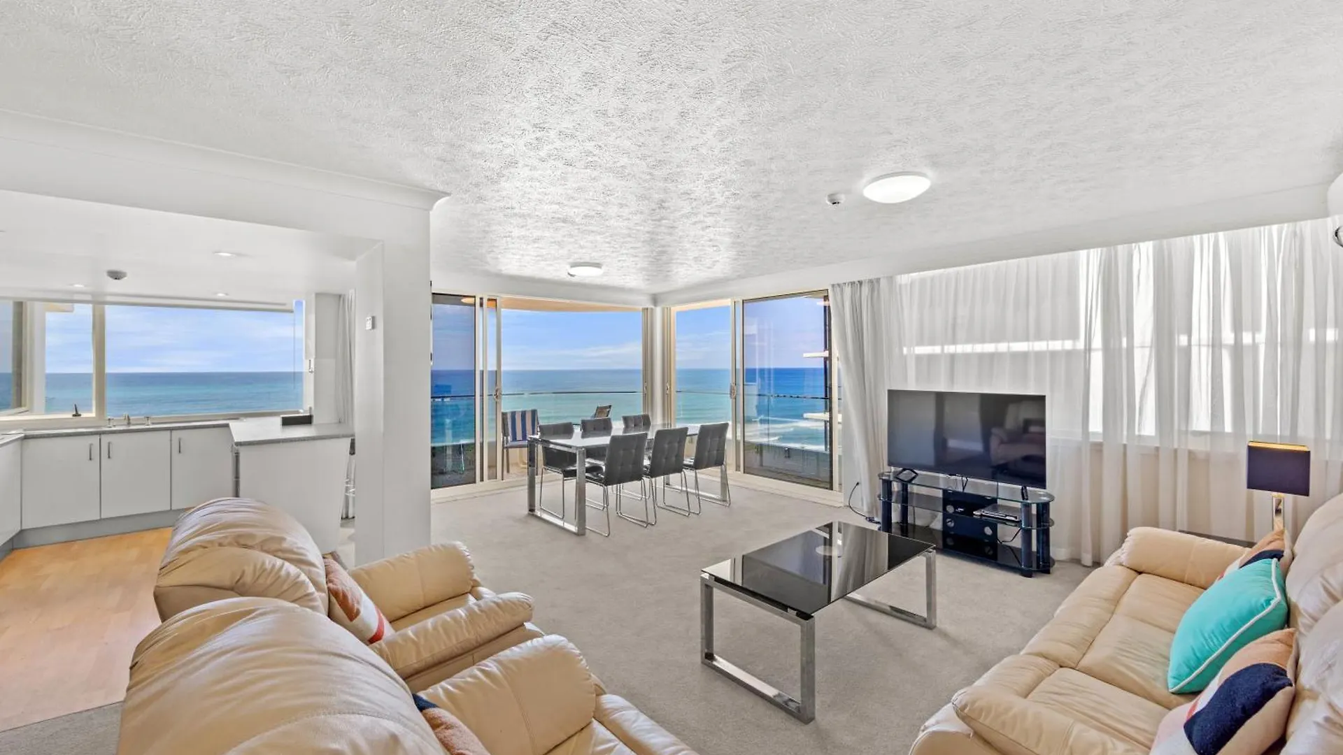 Aparthotel Southern Cross Beachfront Holiday Apartments Gold Coast
