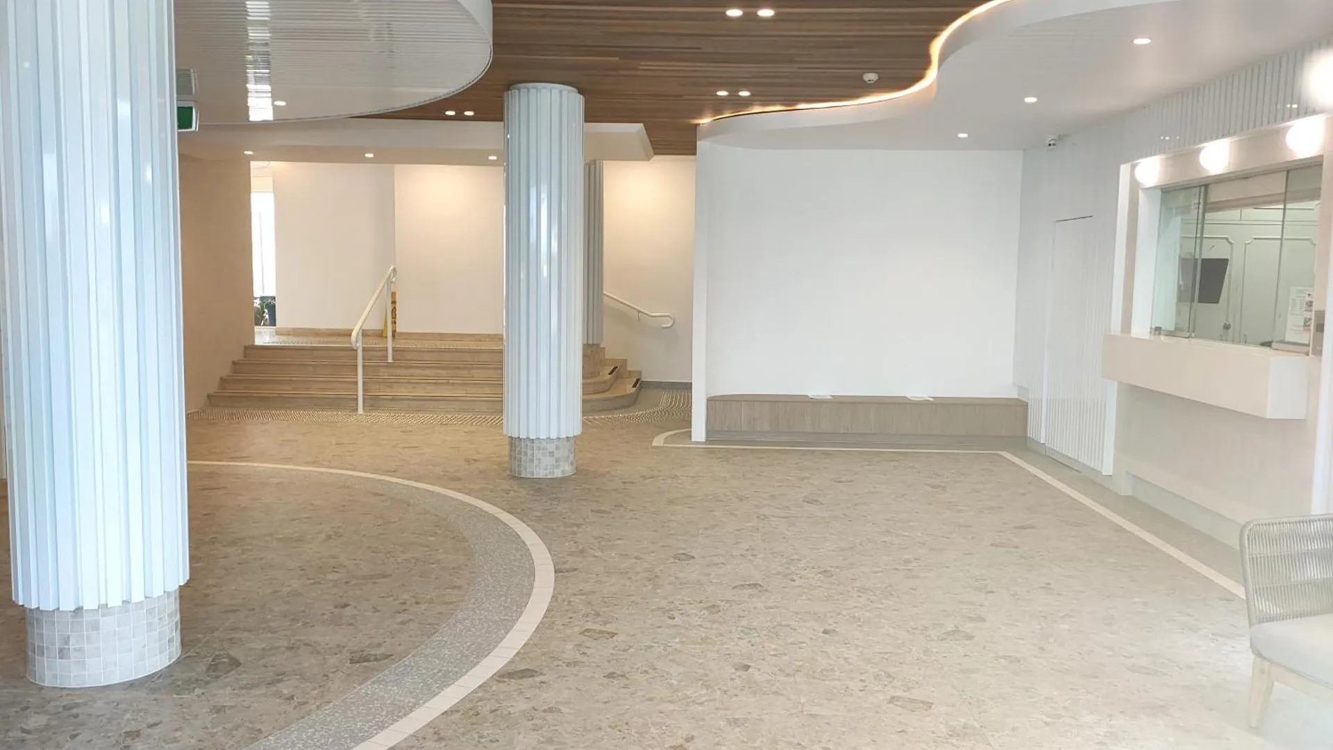 Aparthotel Southern Cross Beachfront Holiday Apartments Gold Coast